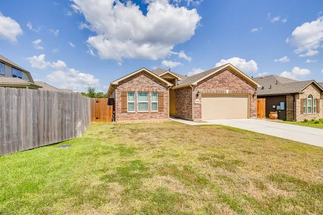 $335,000 | 1704 Cindy Lane, Conroe, TX 77304