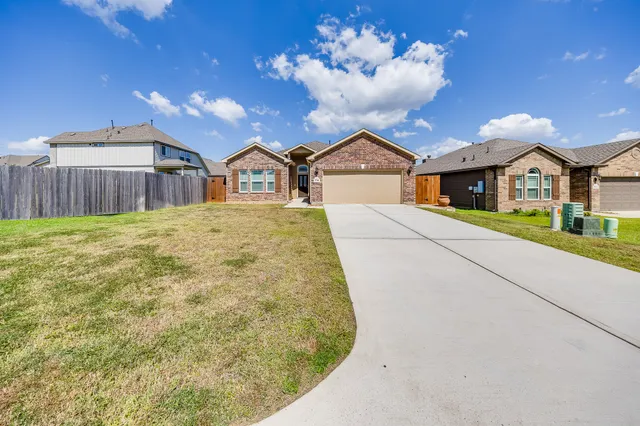 $335,000 | 1704 Cindy Lane, Conroe, TX 77304