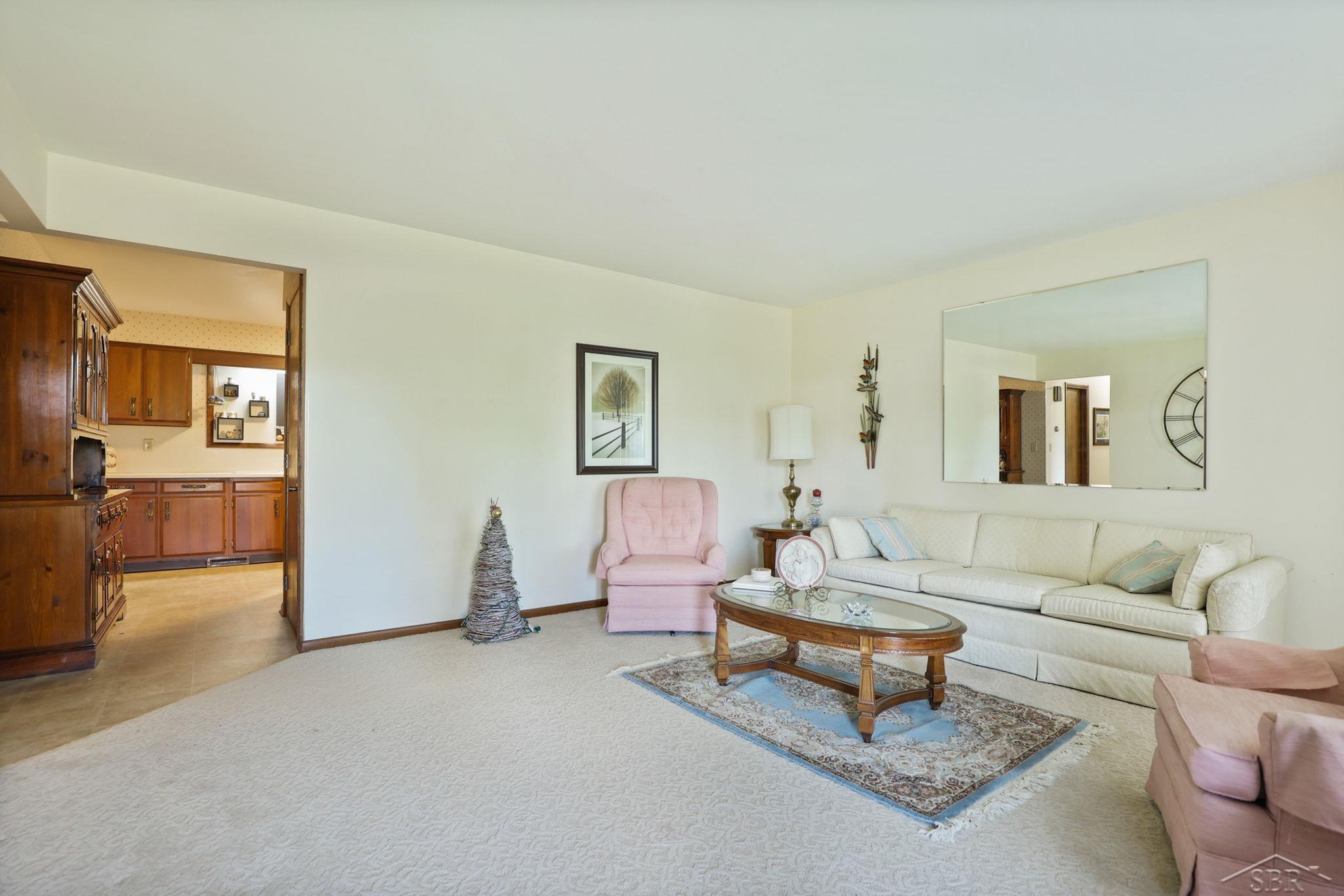 3574 Hemmeter Road Saginaw, MI 48603 - Photo 10 of 42 50116171-9.JPG