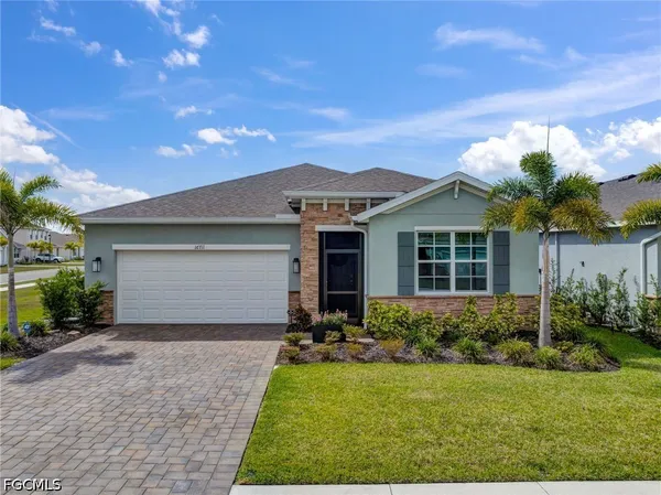$425,000 | 16711 Elkhorn Coral Drive, North Fort Myers, FL 33903