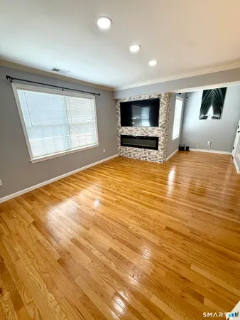 $399,900 | 22 Eastwood Avenue, Waterbury, CT 06705