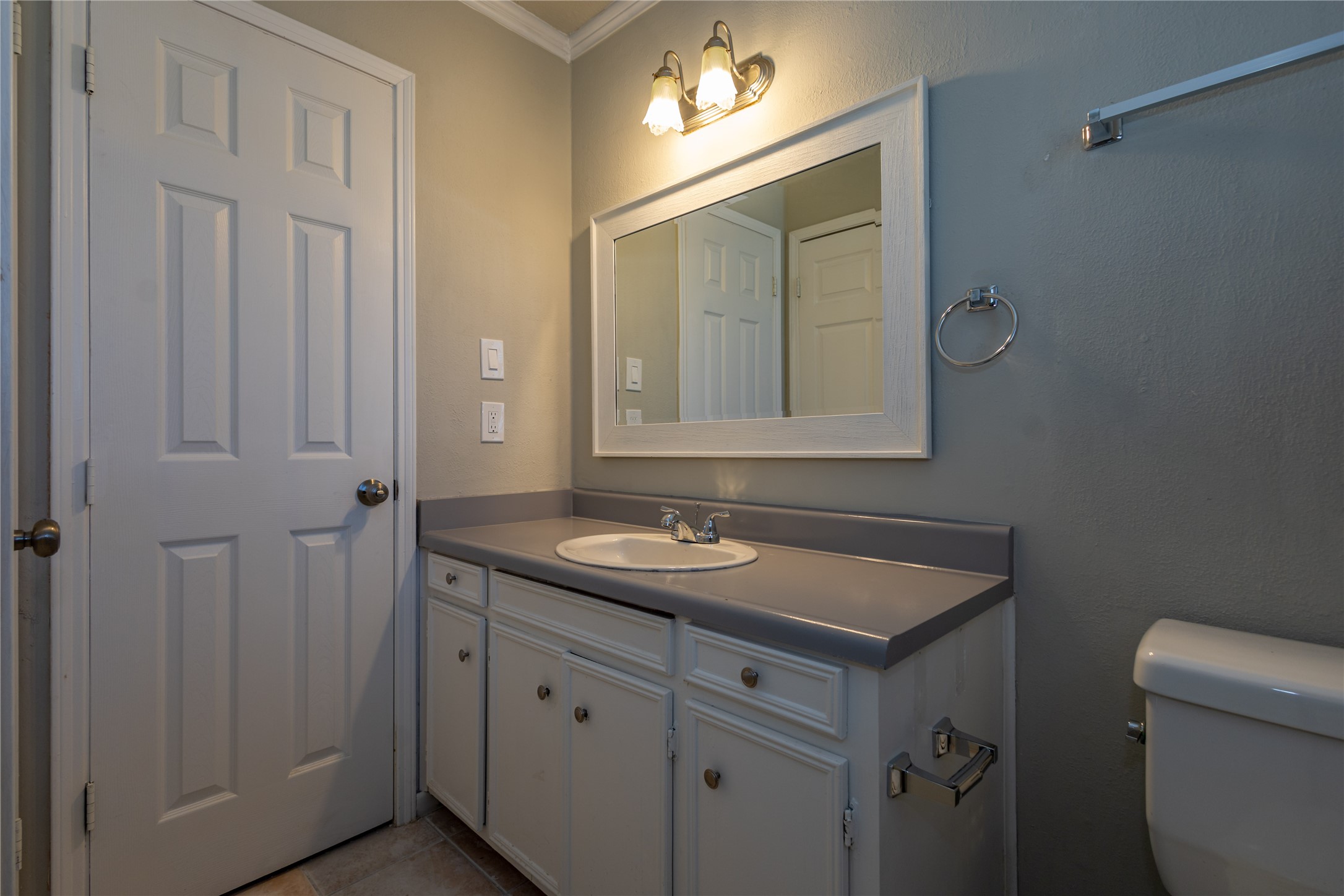 5810 Meadowview Road Beaumont, TX 77708 - Photo 12 of 22