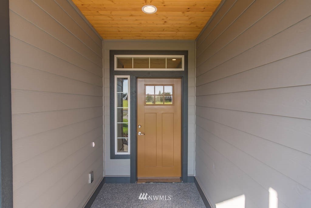 40 Lillian Ridge Court Sequim, WA 98382 - Photo 3 of 23 a view of an entryway of the house