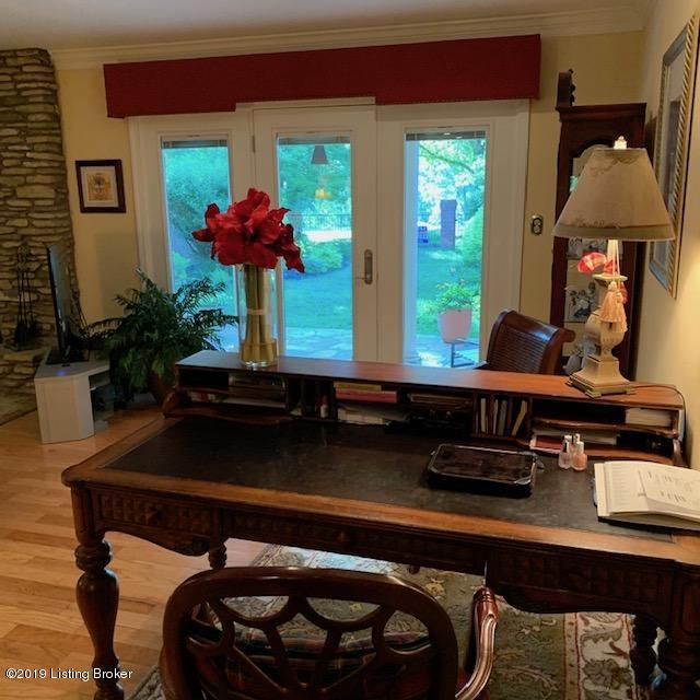 10 Riding Ridge Road Prospect, KY 40059 - Photo 23 of 49 Great Room desk area 2