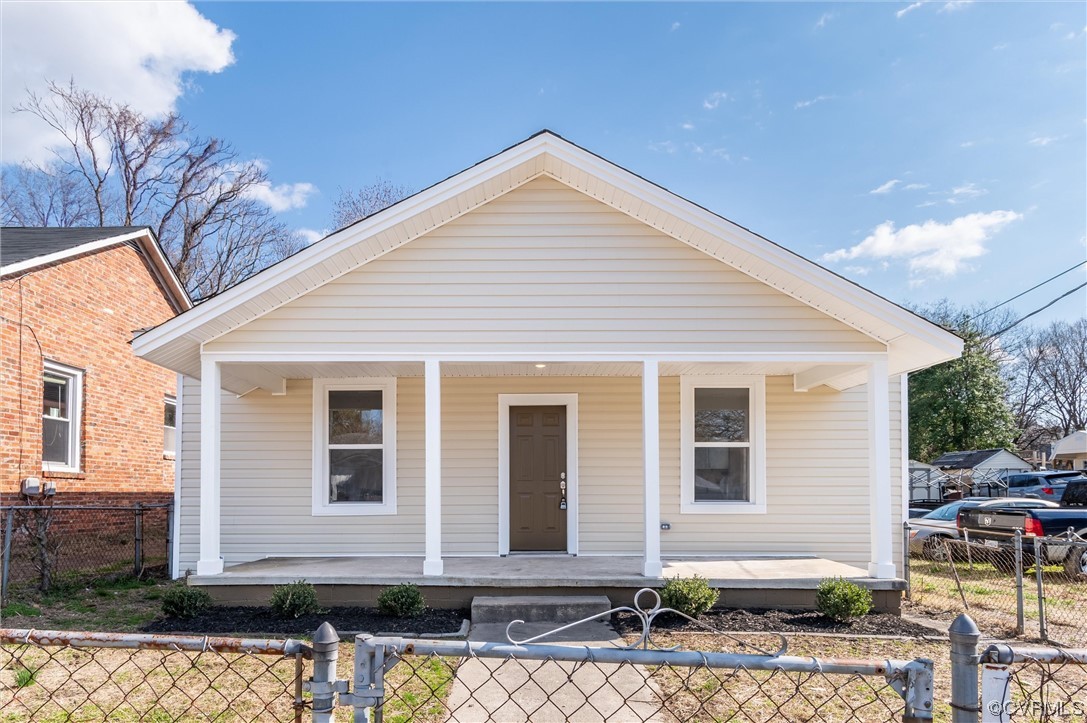 133 Spring Street Petersburg, VA 23803 - Photo 1 of 21 Gallery Image 1