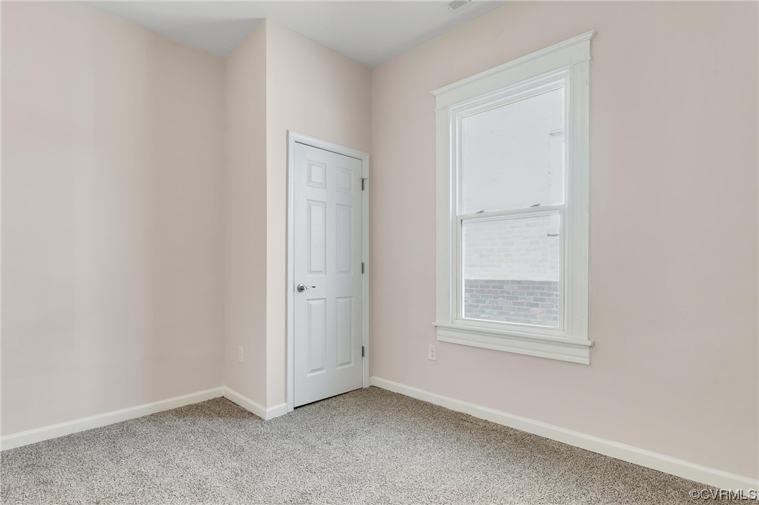 133 Spring Street Petersburg, VA 23803 - Photo 18 of 21 Gallery Image 18