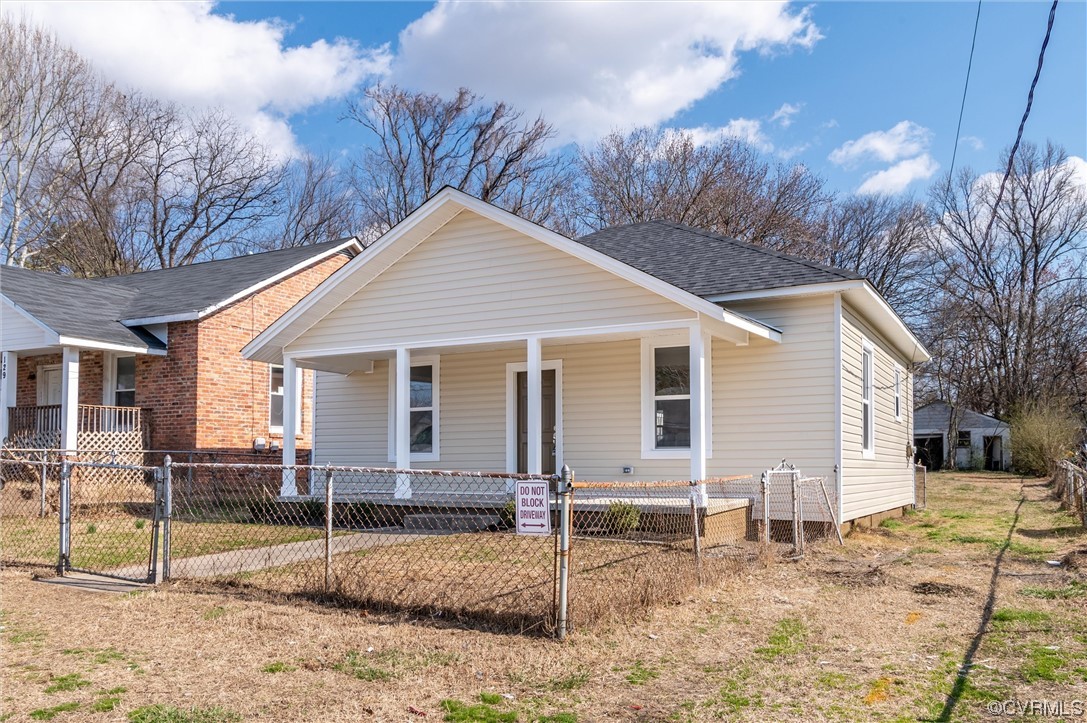 133 Spring Street Petersburg, VA 23803 - Photo 3 of 21 Gallery Image 3