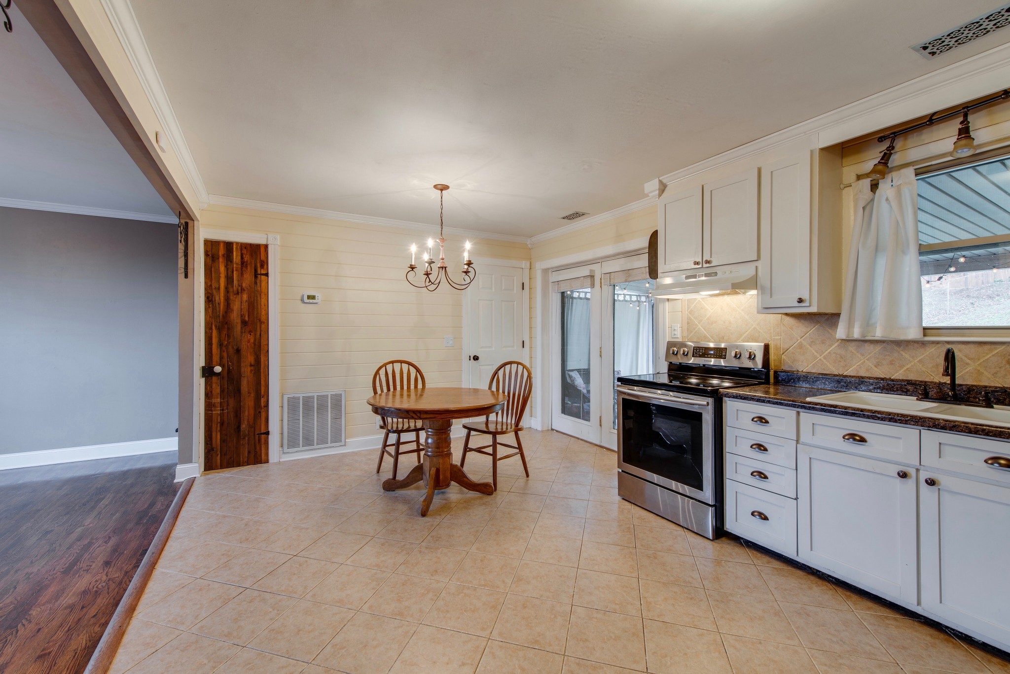 646 Hicks Road Nashville, TN 37221 - Photo 6 of 24 Gallery Image 6