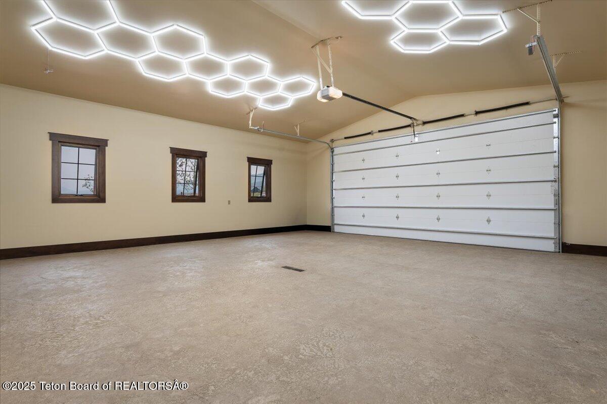 9802 Hiddenwaters Lane Victor, ID 83455 - Photo 30 of 54 39-9802 Hiddenwaters-39