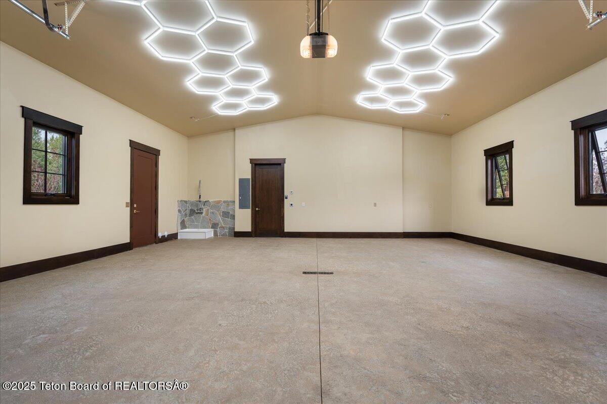 9802 Hiddenwaters Lane Victor, ID 83455 - Photo 31 of 54 40-9802 Hiddenwaters-40