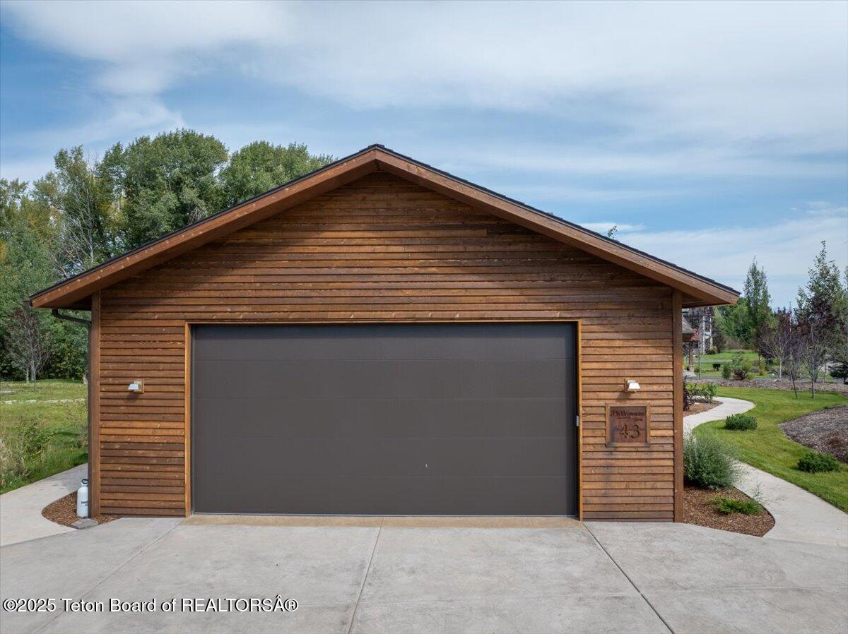 9802 Hiddenwaters Lane Victor, ID 83455 - Photo 32 of 54 38-9802 Hiddenwaters-38