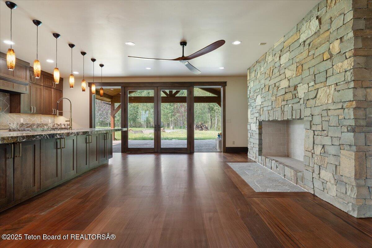 9802 Hiddenwaters Lane Victor, ID 83455 - Photo 7 of 54 17-9802 Hiddenwaters-17