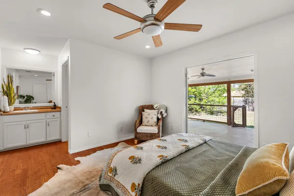$515,000 | 6812 Miranda Drive, Austin, TX 78752