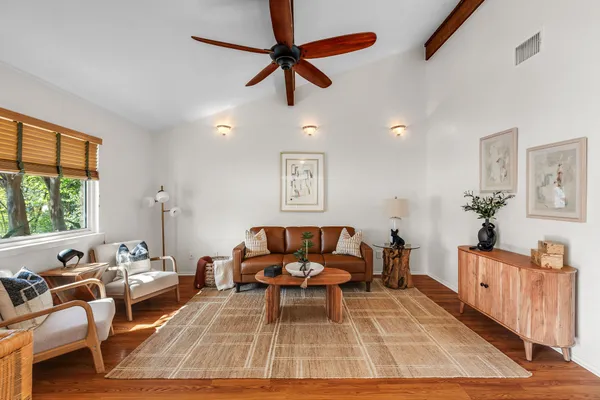 $515,000 | 6812 Miranda Drive, Austin, TX 78752