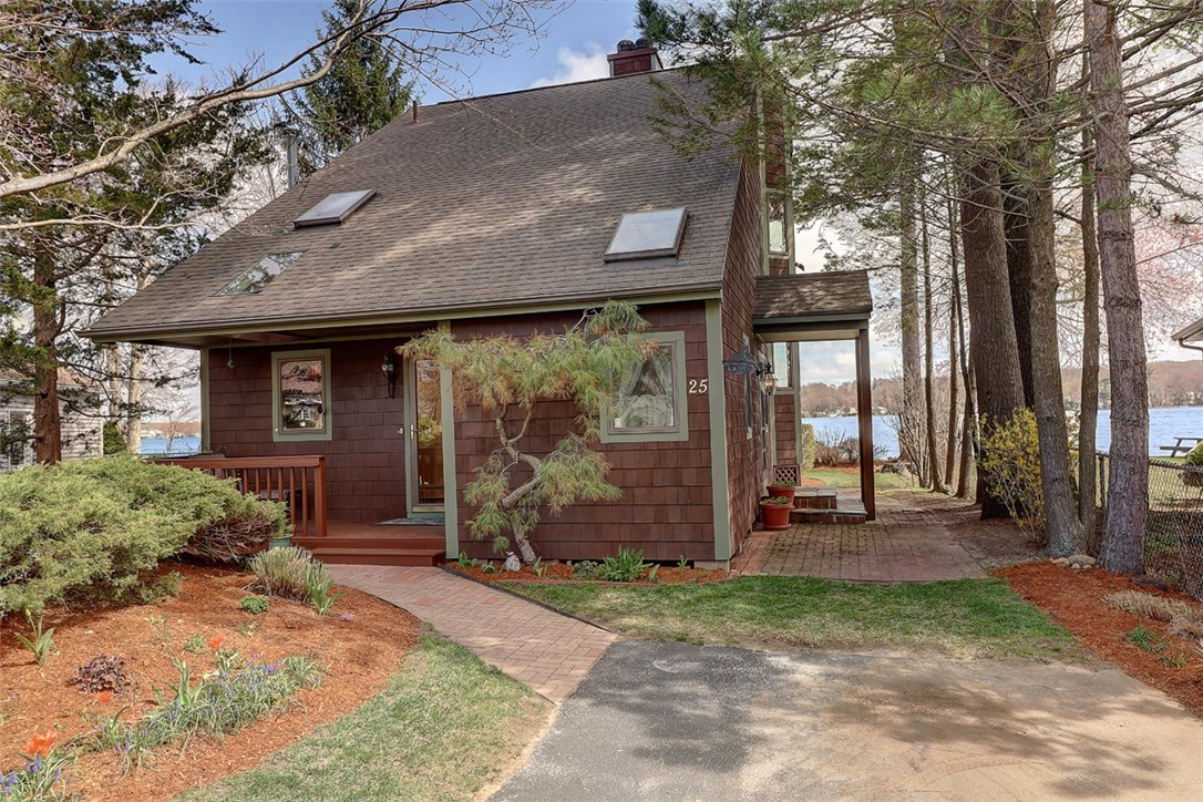 25 Dixie Road Coventry, RI 02816 - Photo 3 of 37 Exterior front entrance and porch