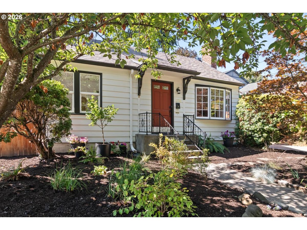 1726 Southeast Reedway Street Portland, OR 97202 - Photo 1 of 43
