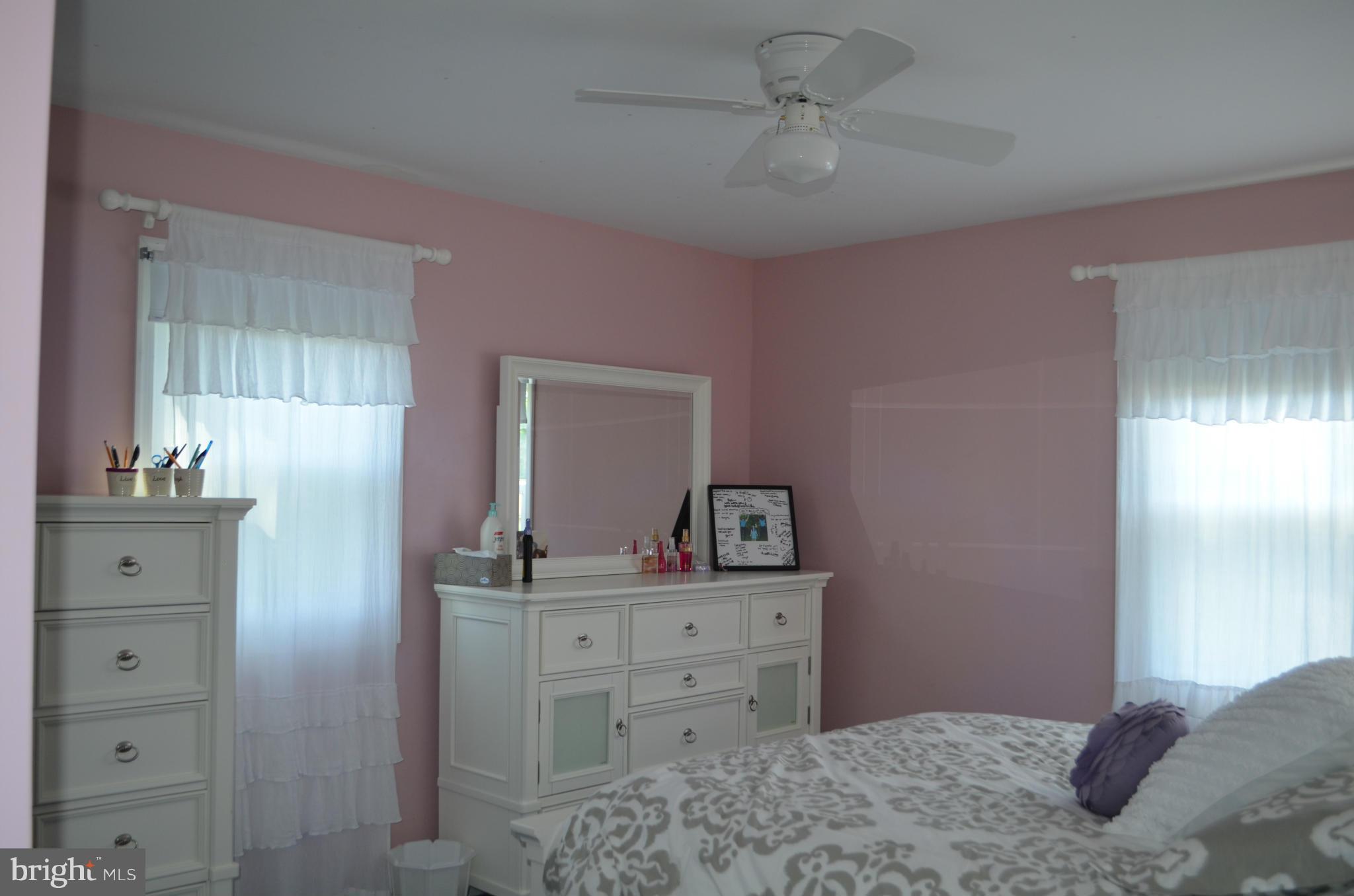 1510 Rawlings Well Road Baltimore, MD 21228 - Photo 18 of 28 Bedroom