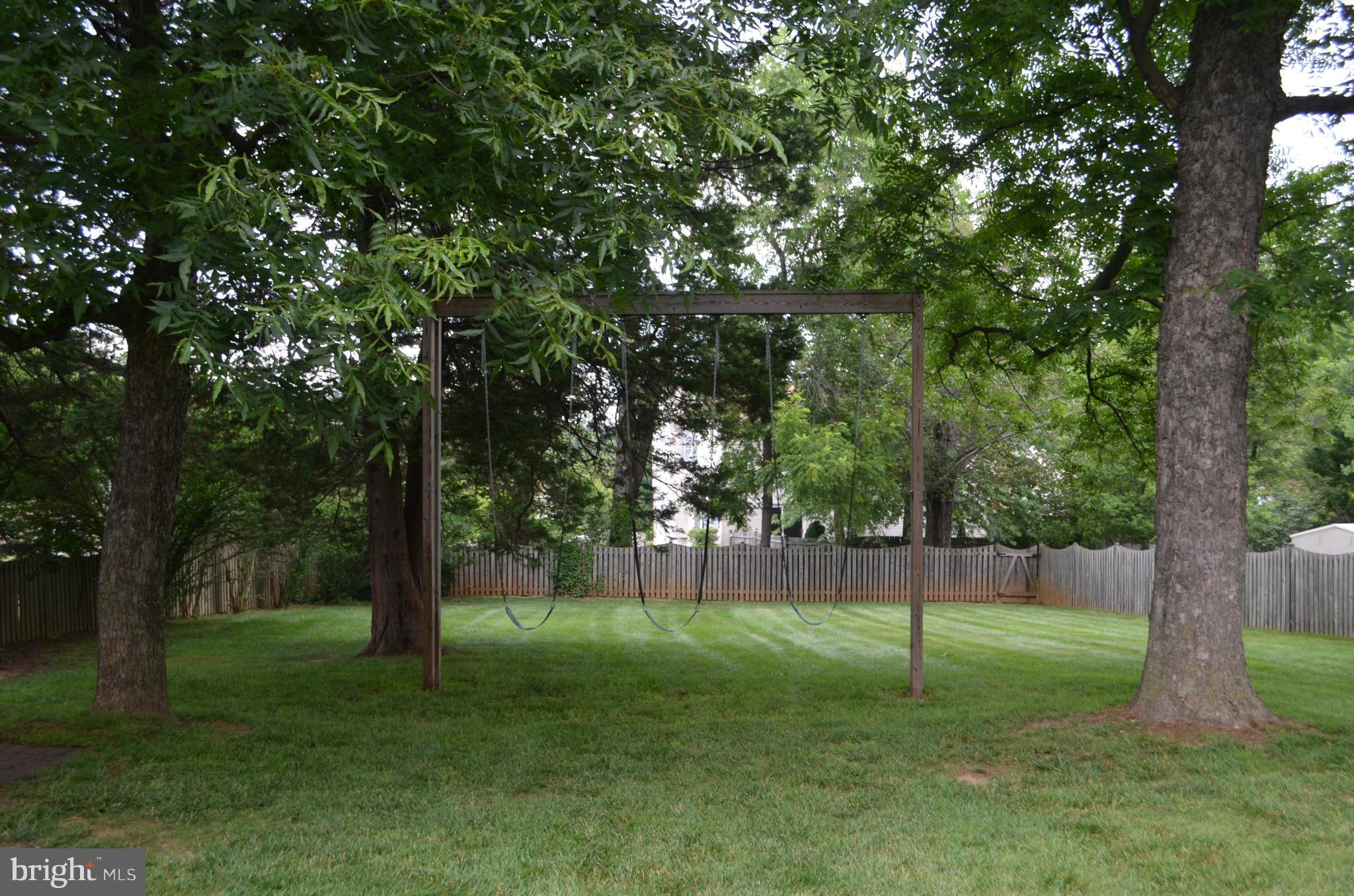 1510 Rawlings Well Road Baltimore, MD 21228 - Photo 27 of 28 Exterior (Rear)