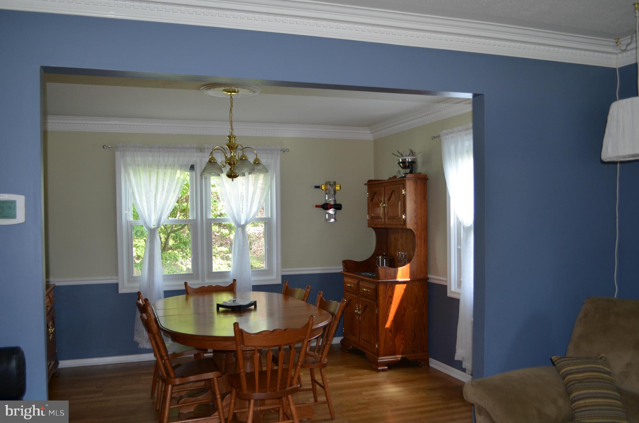 1510 Rawlings Well Road Baltimore, MD 21228 - Photo 7 of 28 Dining Room