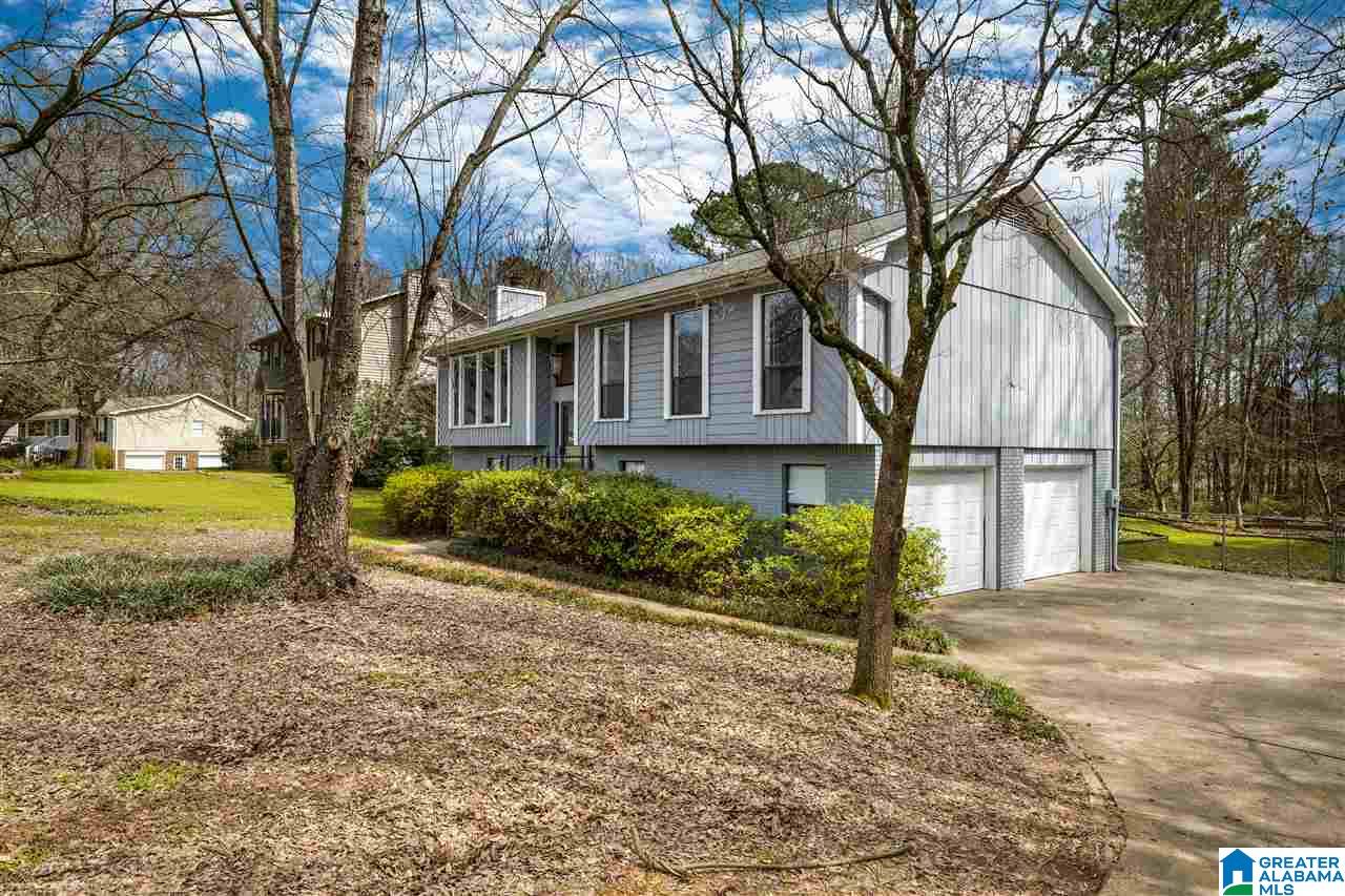 110 Forest Parkway Alabaster, AL 35007 - Photo 2 of 24
