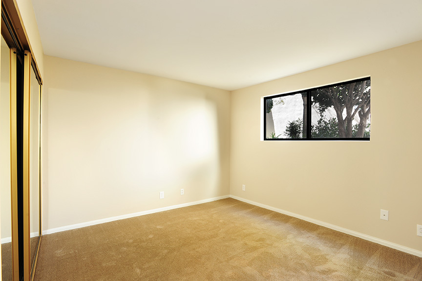 3375 Foothill Road, Unit 811 Carpinteria, CA 93013 - Photo 13 of 15 an empty room with a window