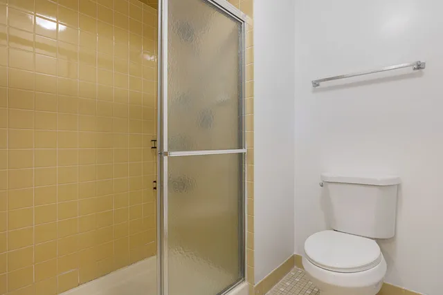 $325,000 | 801 79th Street, Unit 103, Darien, IL 60561