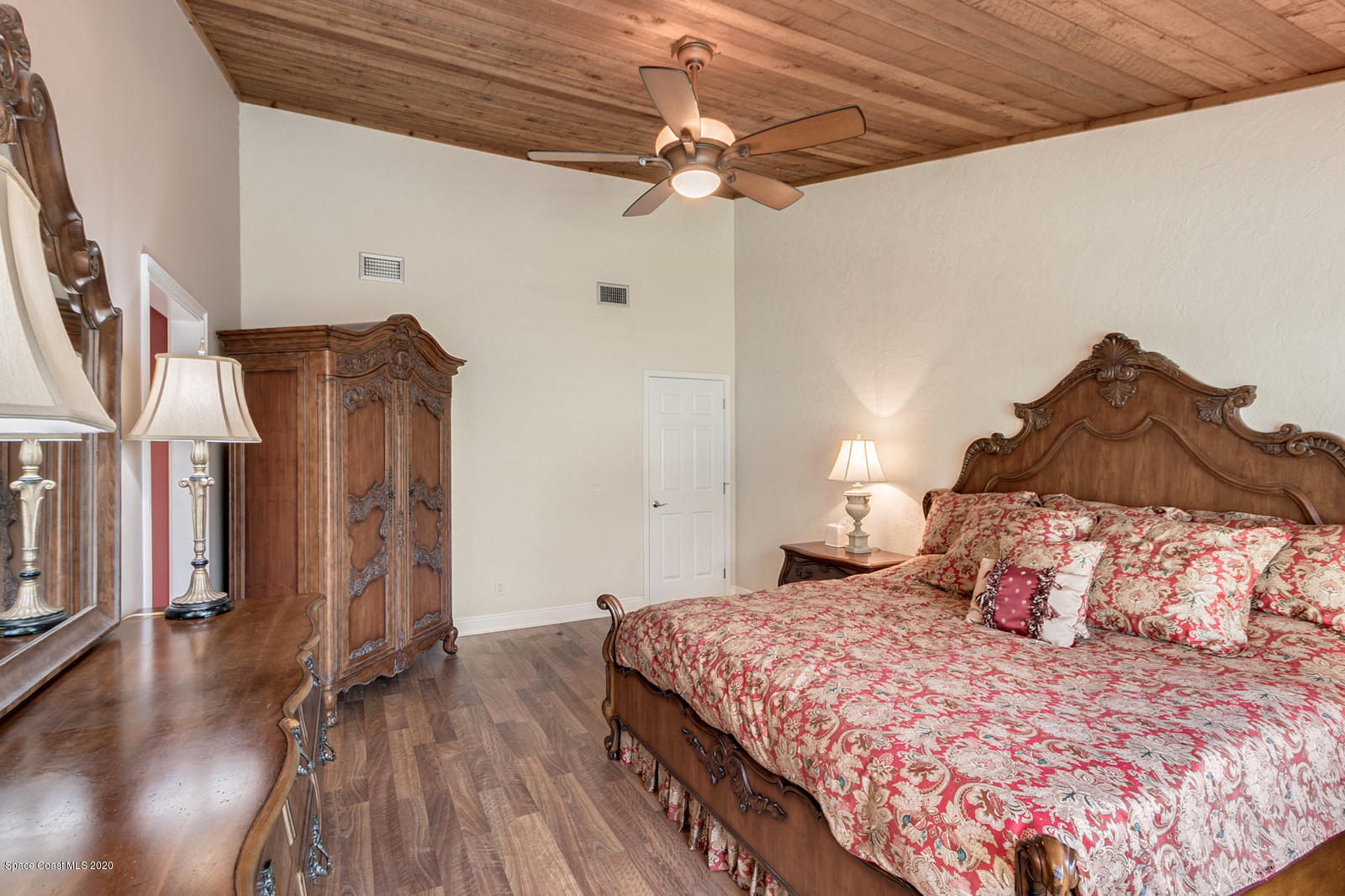 552 Rio Casa Drive North Indialantic, FL 32903 - Photo 16 of 34 26_552RioCasa4770_mls