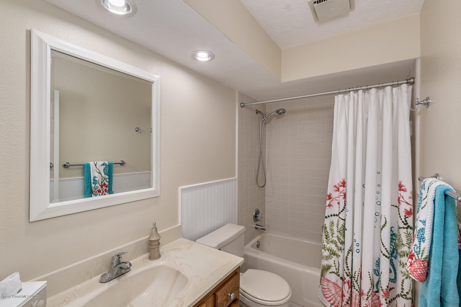 552 Rio Casa Drive North Indialantic, FL 32903 - Photo 20 of 34 24_552RioCasa4733_mls