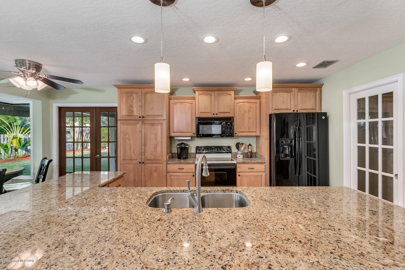 552 Rio Casa Drive North Indialantic, FL 32903 - Photo 10 of 34 39_552RioCasa4958_mls