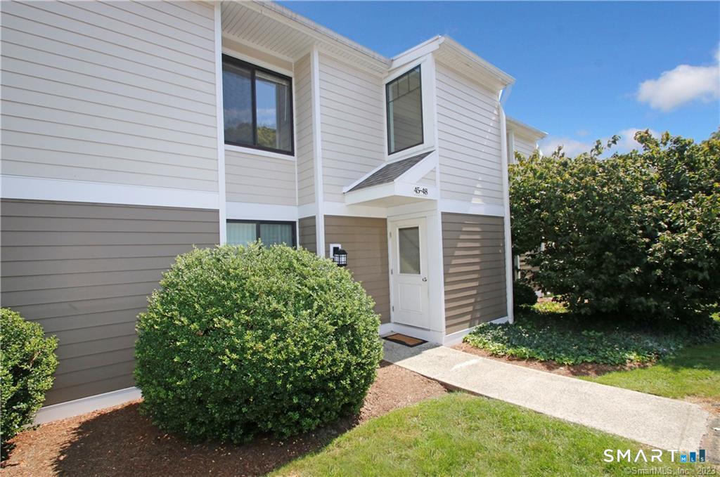 48 Lawson Lane, Unit 48 Ridgefield, CT 06877 - Photo 3 of 30