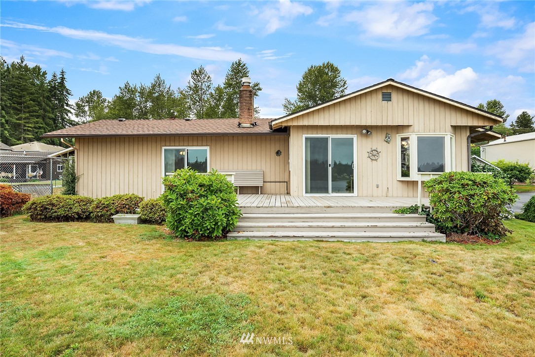 403 South Davies Road Lake Stevens, WA 98258 - Photo 3 of 31