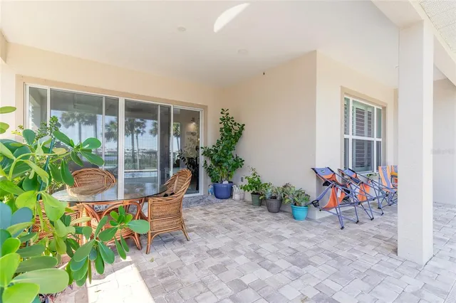 $1,150,000 | 31 South Riverwalk Drive, Palm Coast, FL 32137