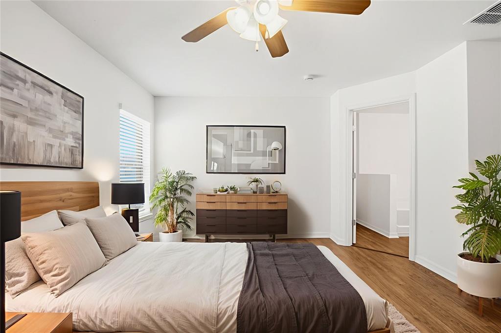 733 Chatham Walk Ruskin, FL 33570 - Photo 7 of 38