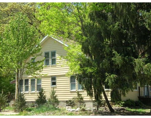 642 Rindge Road Fitchburg, MA 01420 - Photo 11 of 28 Gallery Image 11