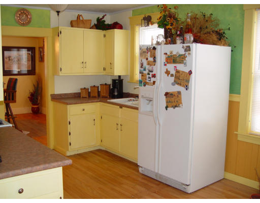 642 Rindge Road Fitchburg, MA 01420 - Photo 15 of 28 Gallery Image 15