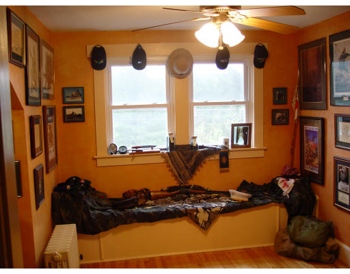 642 Rindge Road Fitchburg, MA 01420 - Photo 6 of 28 Gallery Image 6