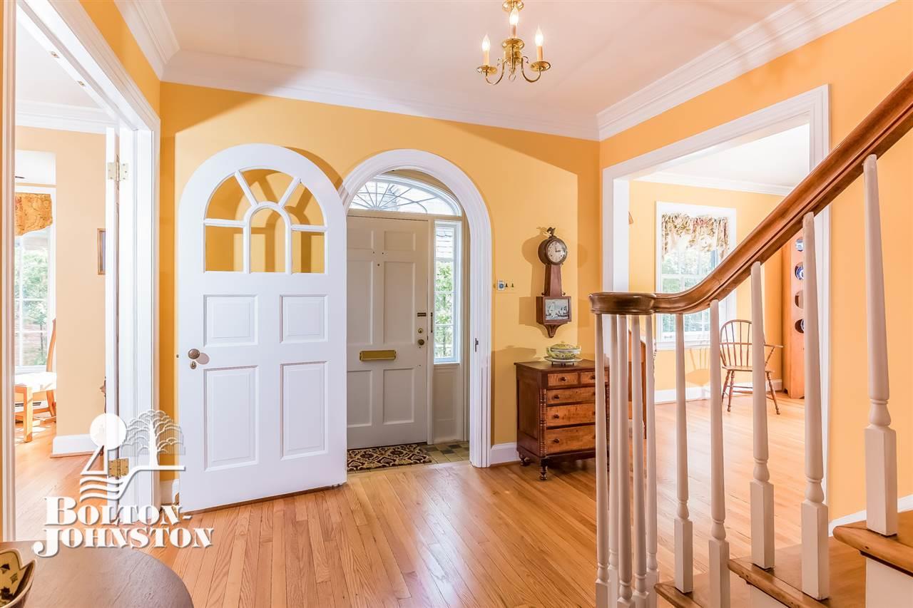 172 Merriweather Road Grosse Pointe, MI 48236 - Photo 11 of 50 Foyer