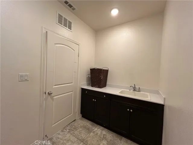 $4,000 | 17026 Schneider Street, Fontana, CA 92336