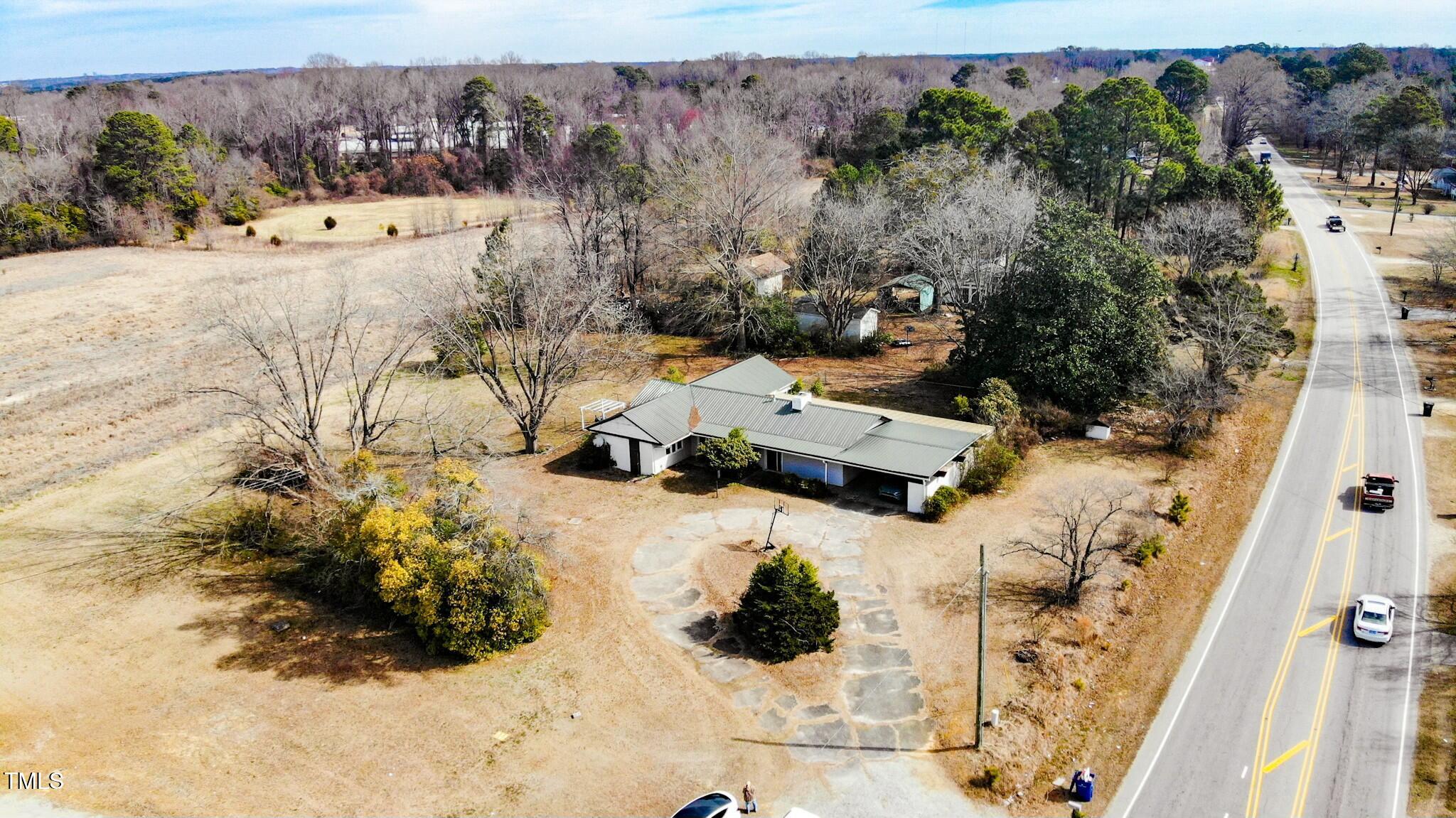 1809 Highway 42 Willow Spring, NC 27592 - Photo 2 of 6 tempImageLNuxG6