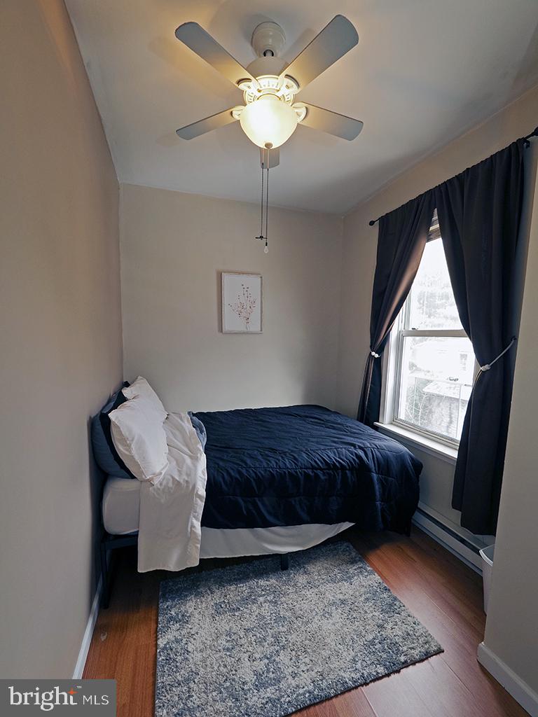 305 West 8th Street Bethlehem, PA 18015 - Photo 16 of 28 Cozy retreat with natural light.