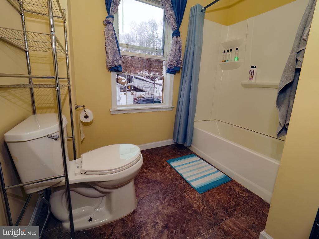 305 West 8th Street Bethlehem, PA 18015 - Photo 19 of 28 Bright and inviting bathroom retreat.