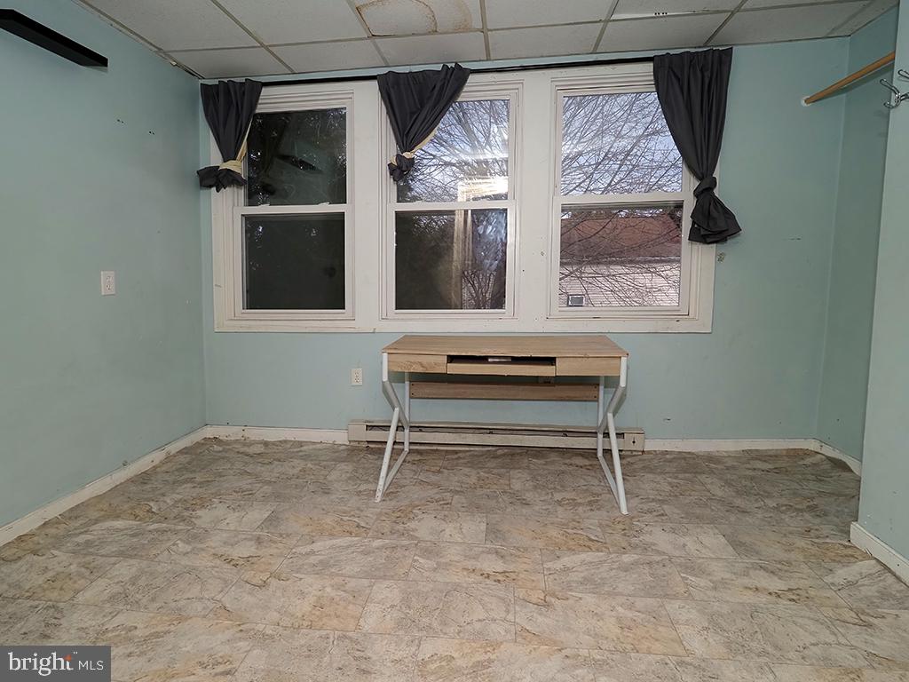 305 West 8th Street Bethlehem, PA 18015 - Photo 24 of 28 Bright, airy space with potential charm.