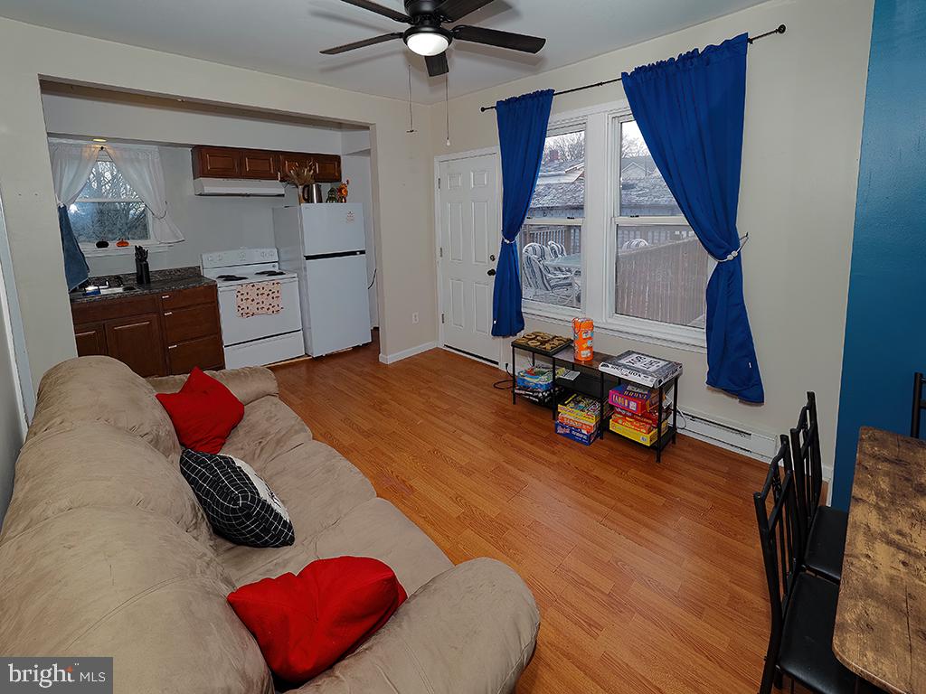 305 West 8th Street Bethlehem, PA 18015 - Photo 3 of 28 Cozy living space with vibrant accents.