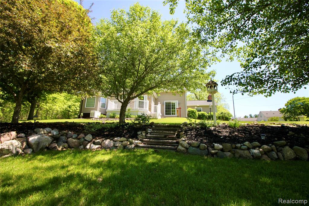 8372 Parshallville Road Fenton, MI 48430 - Photo 35 of 44