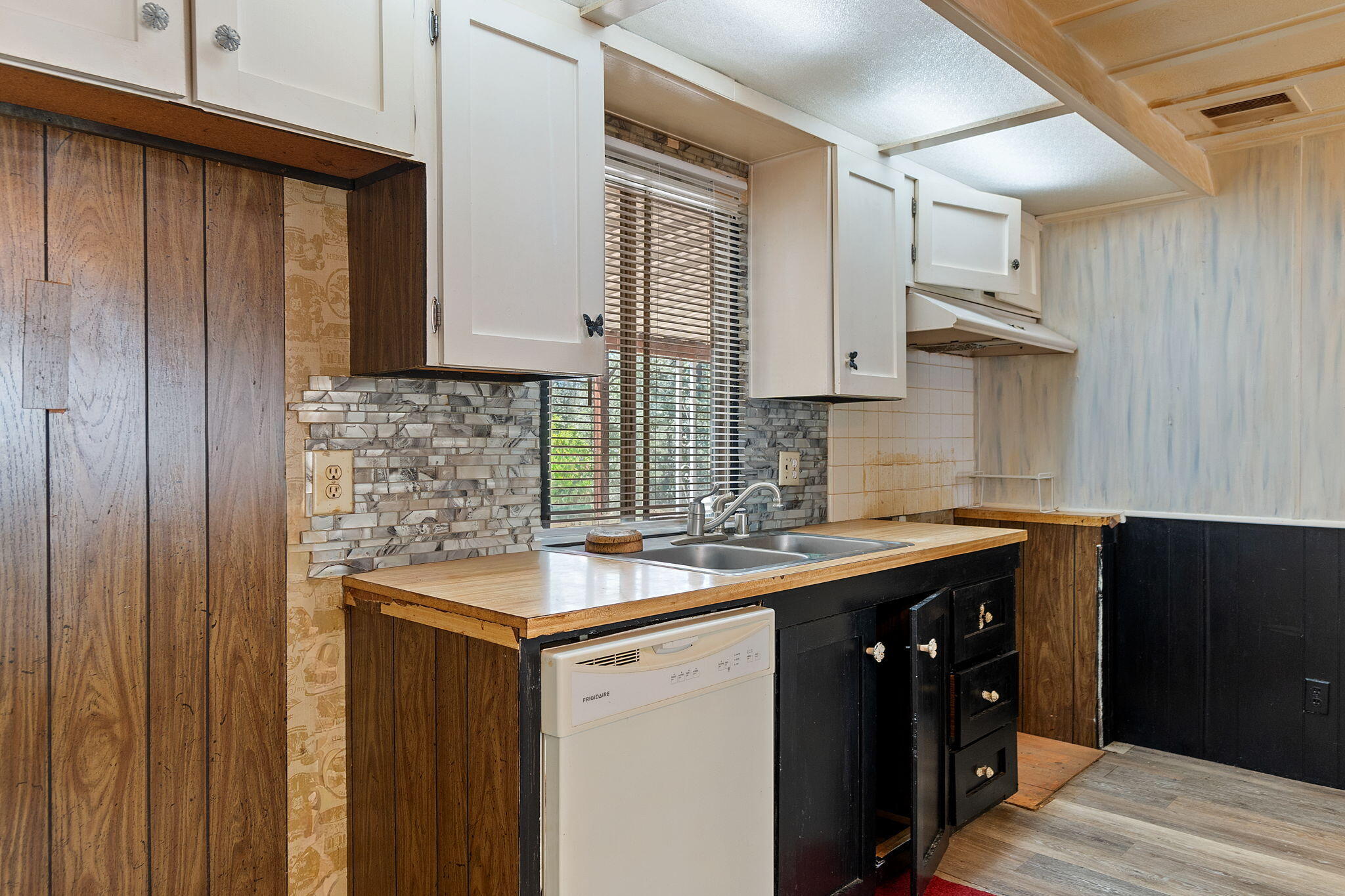 10390 October Lane Redding, CA 96003 - Photo 68 of 94 ADU Kitchen