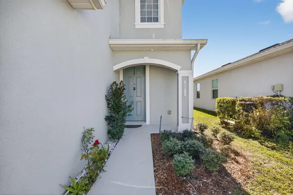 $3,300 | 10916 Southwest Robbia Way, Port St. Lucie, FL 34987