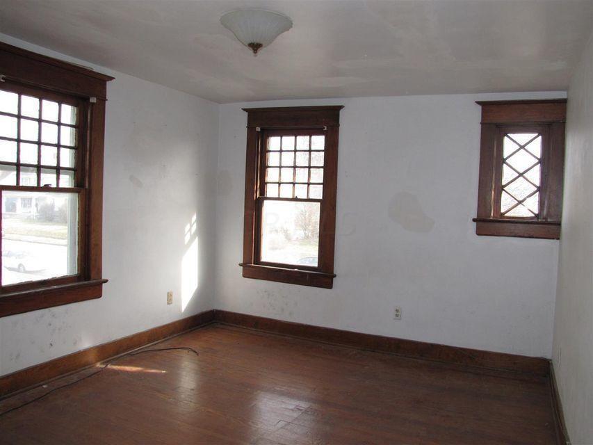 566 East Cassilly Street Springfield, OH 45503 - Photo 14 of 30