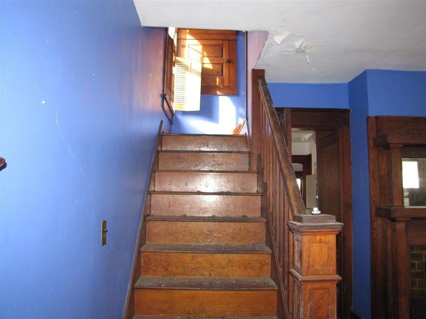 566 East Cassilly Street Springfield, OH 45503 - Photo 5 of 30
