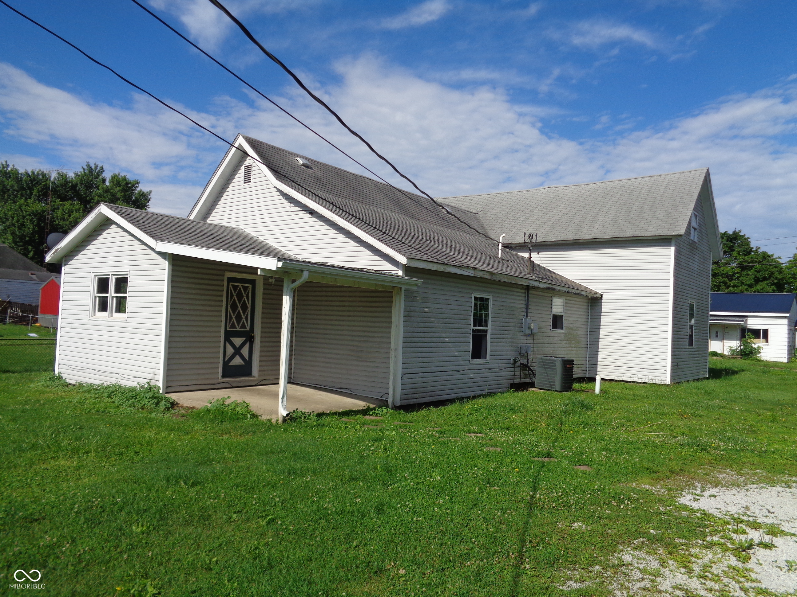 400 South Division Street Cayuga, IN 47928 - Photo 4 of 36