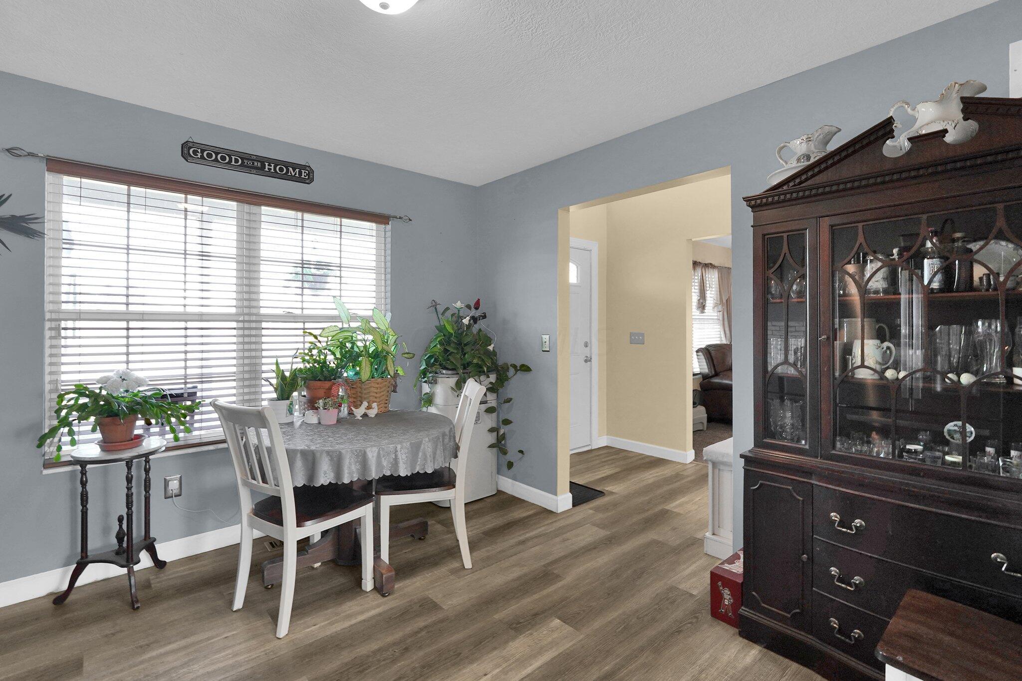 25595 Shoemaker Road Circleville, OH 43113 - Photo 4 of 44 22-web-or-mls-25595-shoemaker-rd